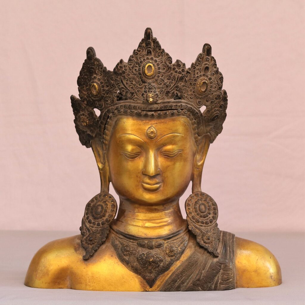 Crown Head Golden Tara Musk