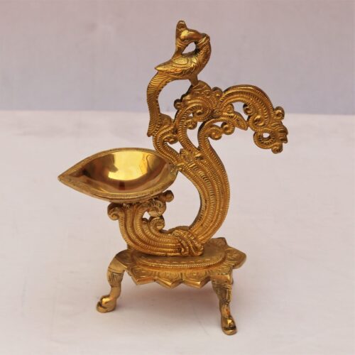 EXQUISITE PEACOCK BRASS OIL LAMP