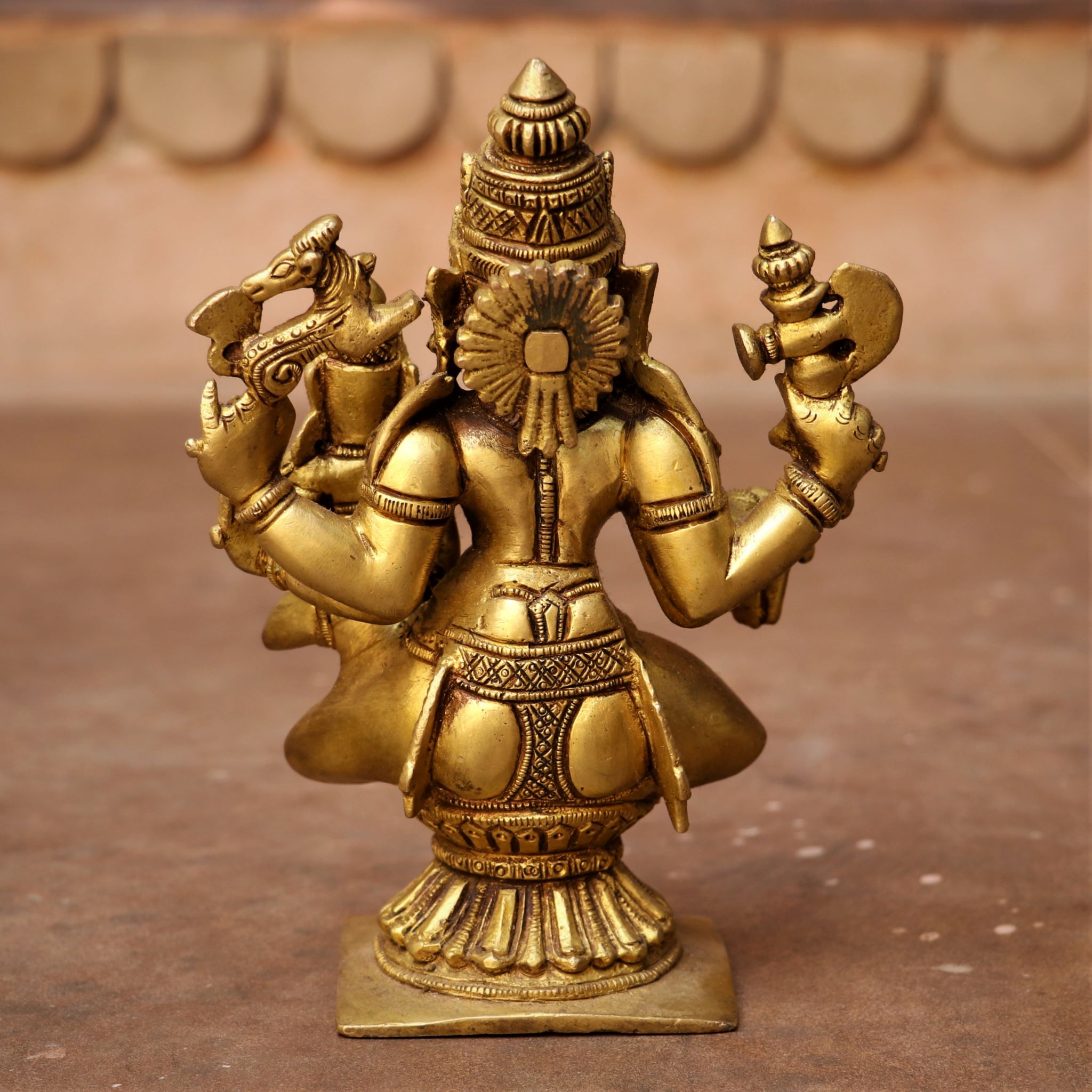 Unique Lakshmi and Vishnu Statue Buy exclusive brass statues