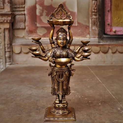 lady_figurine_brass_diya