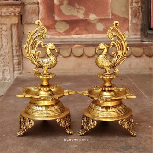 Peacock_brass_diya