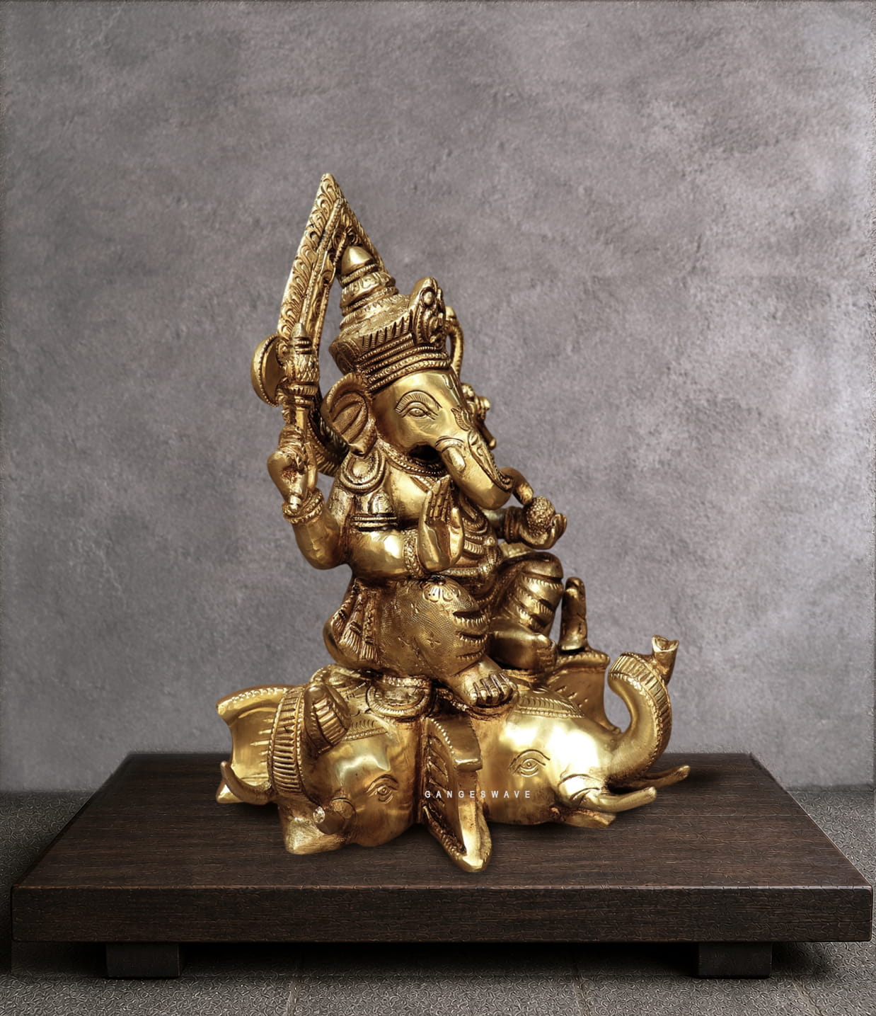 Brass ganesh statue sitting on gajapati - Image 3