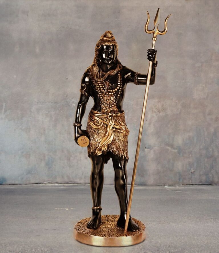 Standing_Shiva_Statue