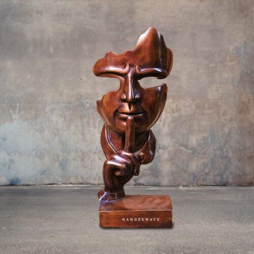 Artistic_Table_Brass_Decor