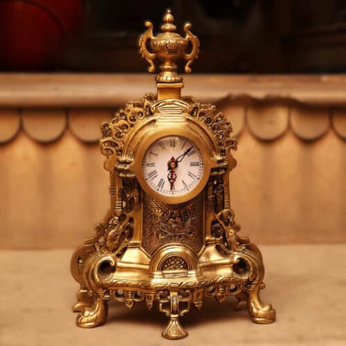 Artistic Vintage Finish Clock