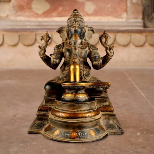 Ganesh_Statue_with_Shivlingam