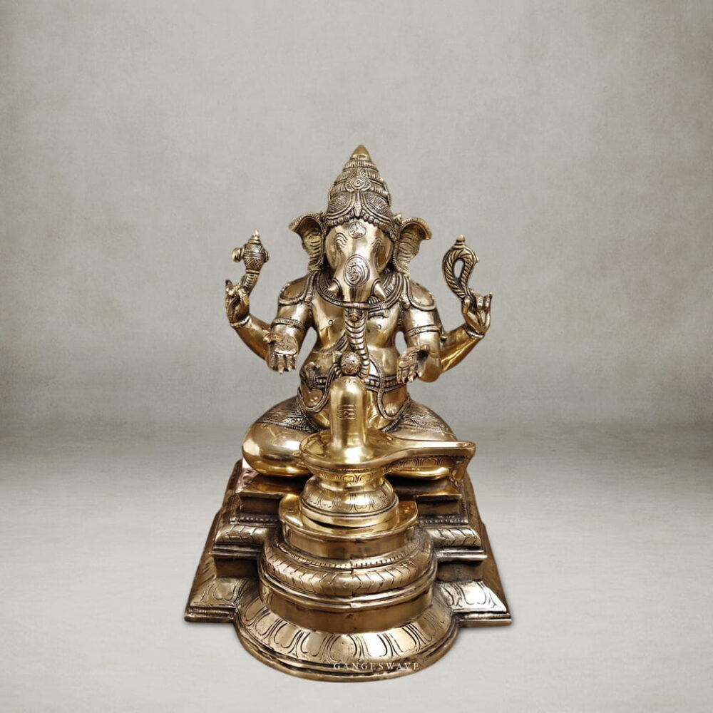 Ganash Brass Murti Worshipping Shivlingam