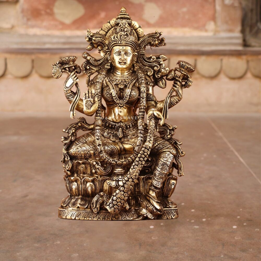 Ma Lakshmi Brass Statue