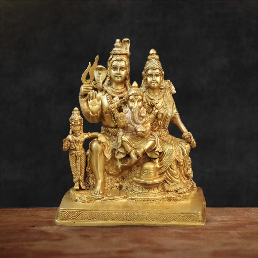 Shiv Parvati Parivar Murti