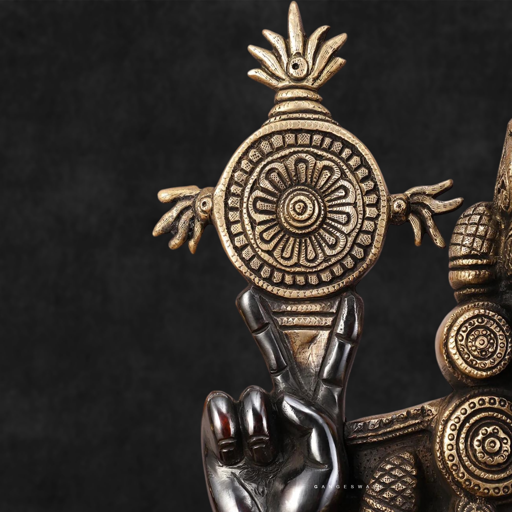 Tirupati Balaji Statue with Devi Padmavati Engraved - 28 inches - Image 7