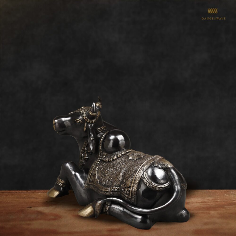Kamdhenu Statue