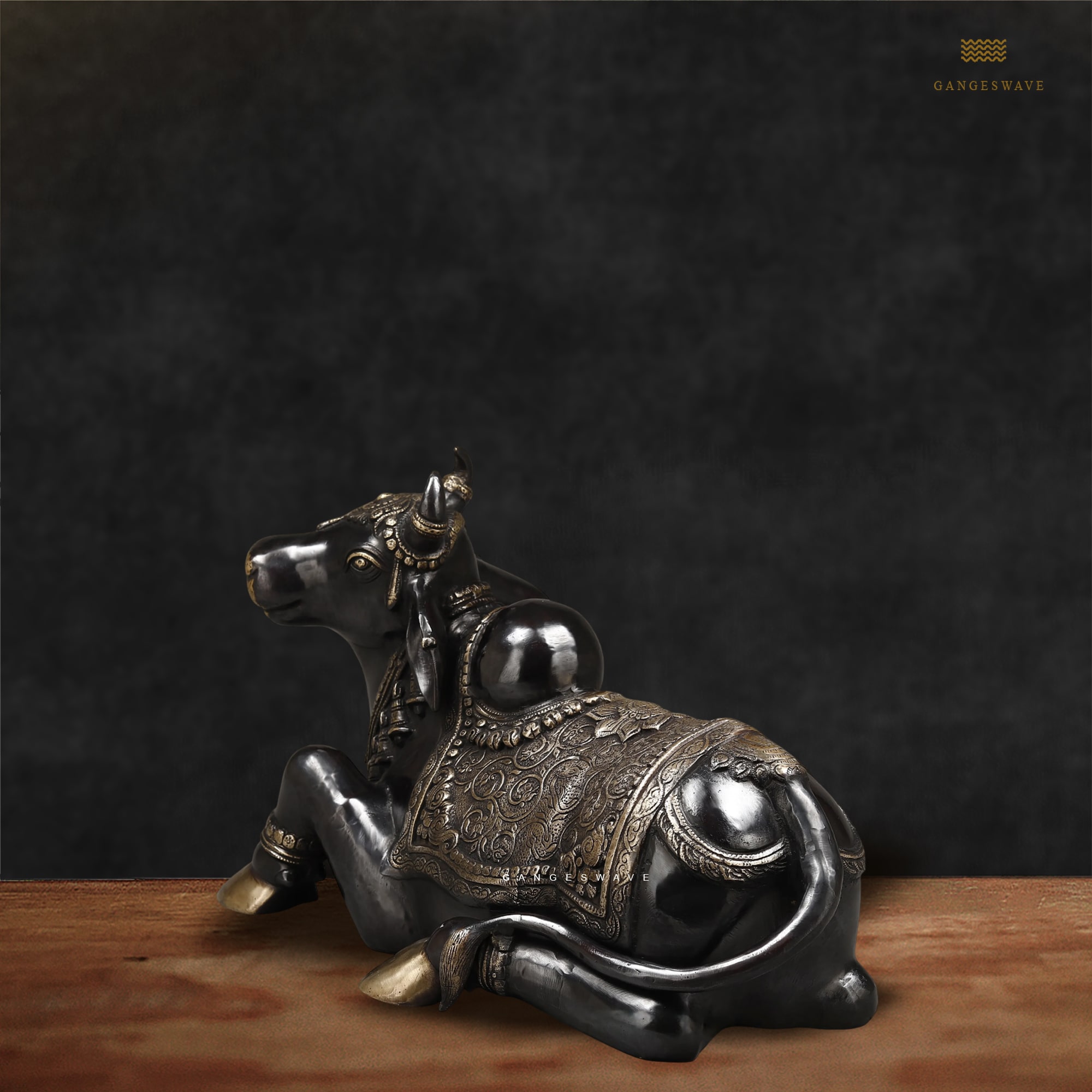 Kamdhenu Statue