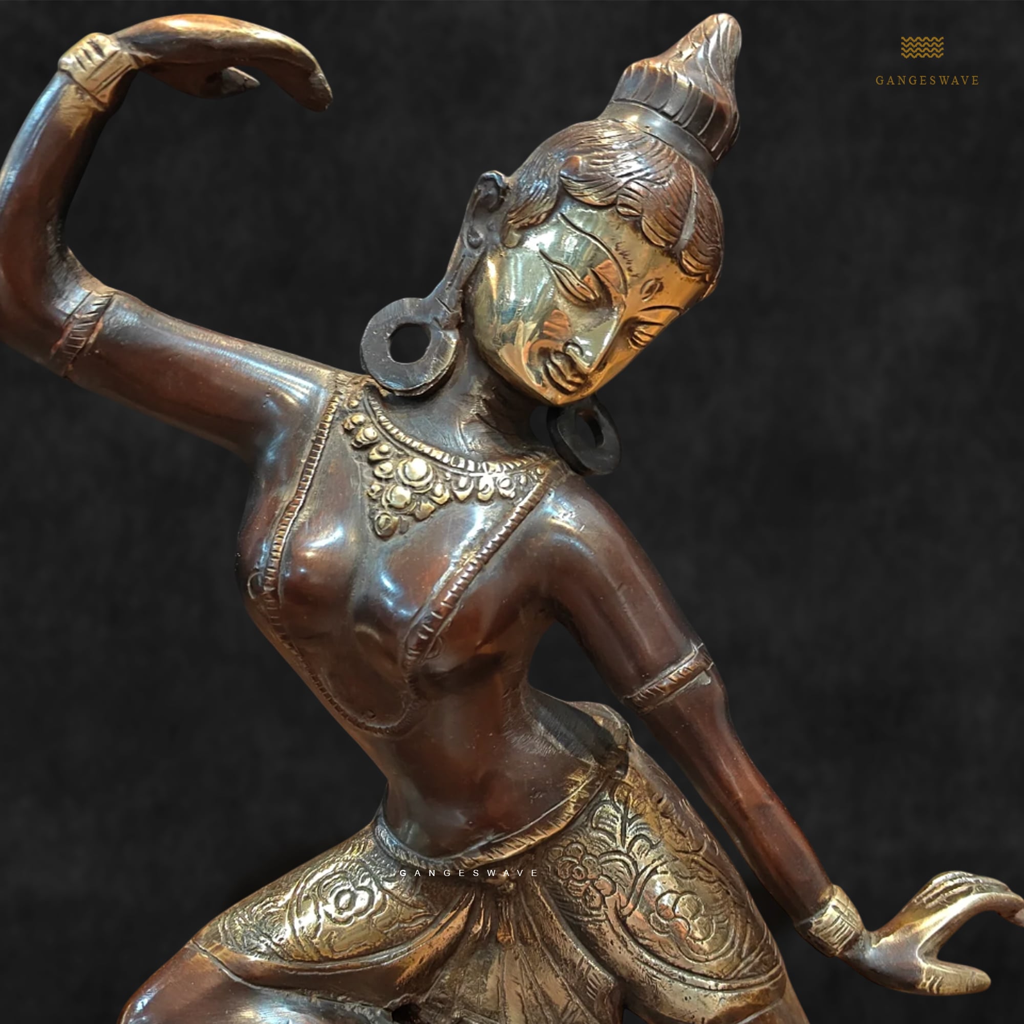 Shiv Parvati Dancing Brass Statue - 15 inches - Image 4