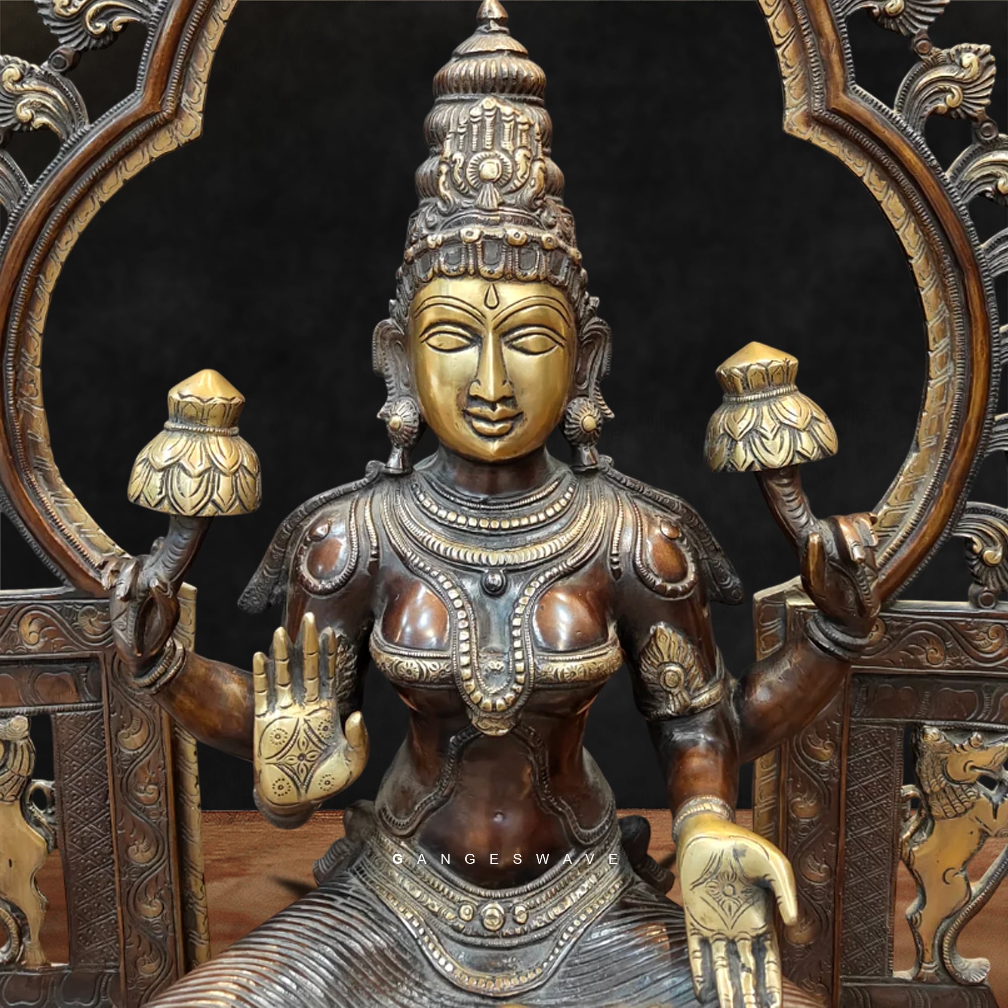 MaLakshmi Antique Finish Superfine Brass Murti with Prabhavali - 32 inches - Image 2