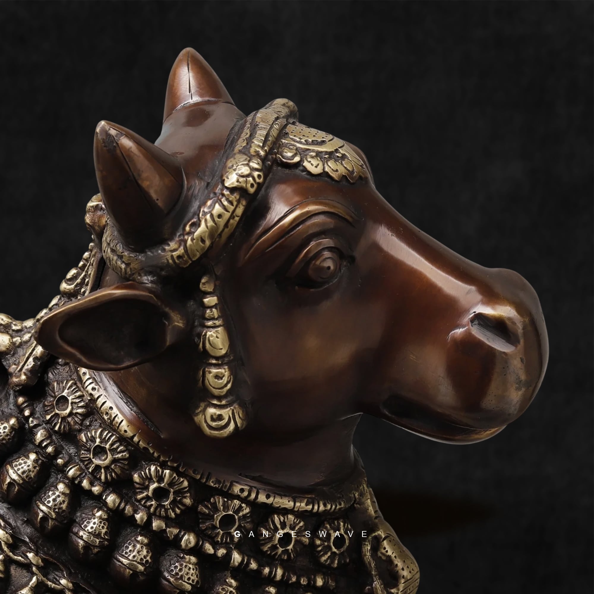 Brass Nandi Ji Idol for Home Temple - 22 inches - Image 7
