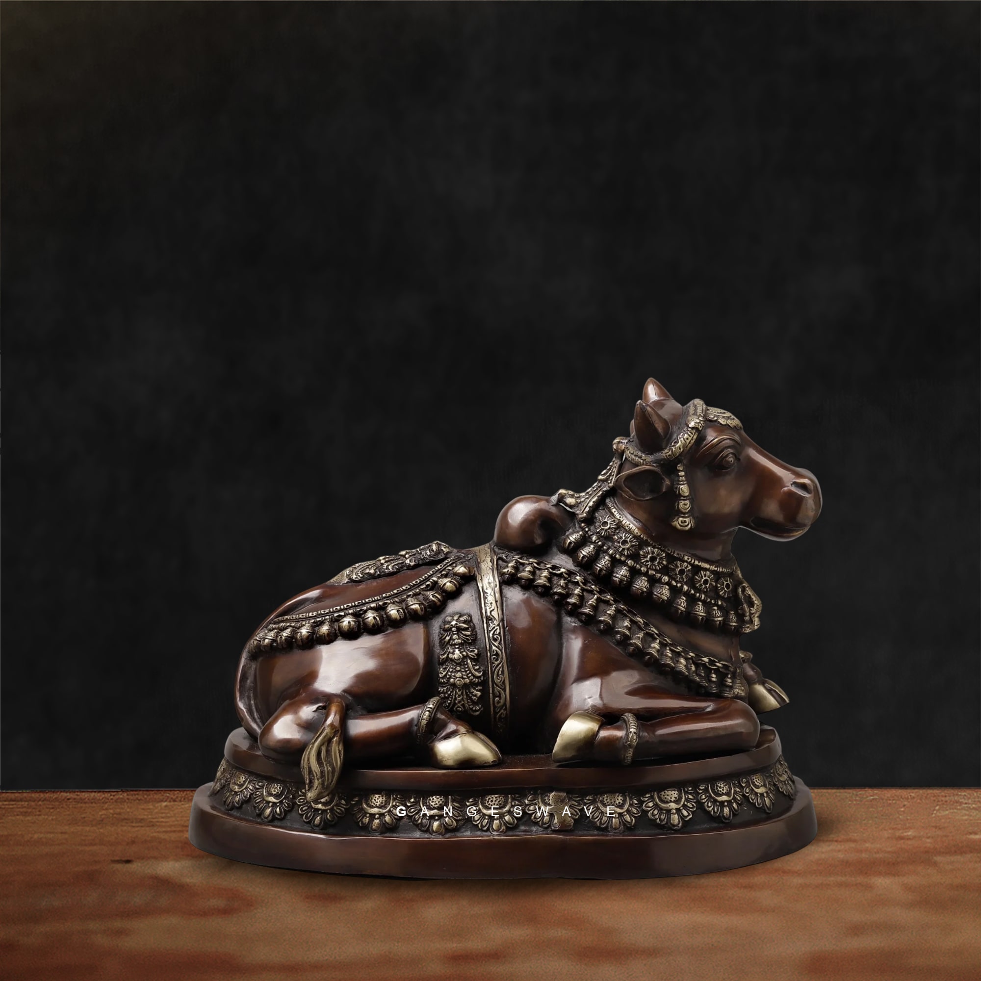 Brass Nandi Ji Idol for Home Temple - 22 inches - Image 5