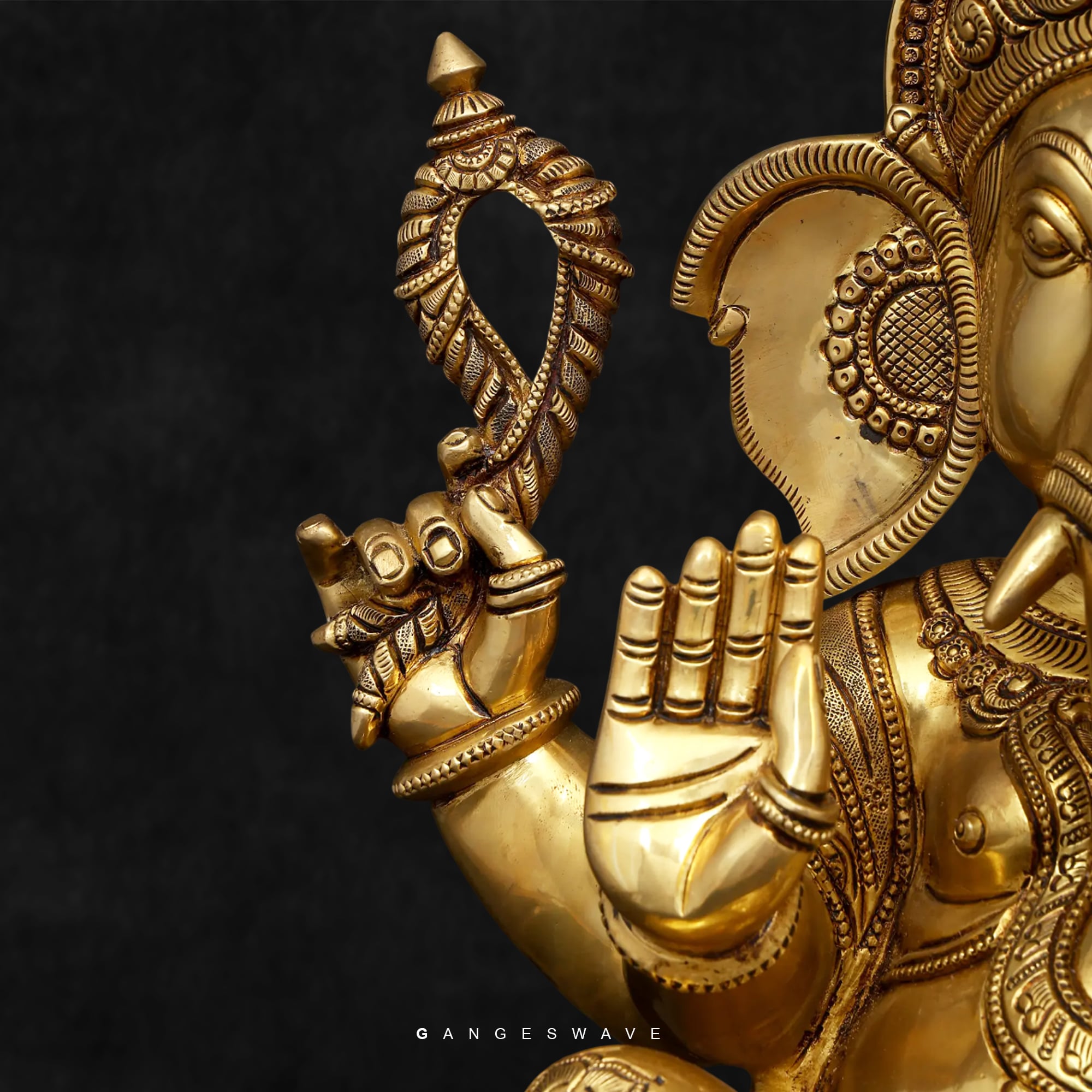 Golden Finish Brass Ganpati Idol for Mandir and Decoration