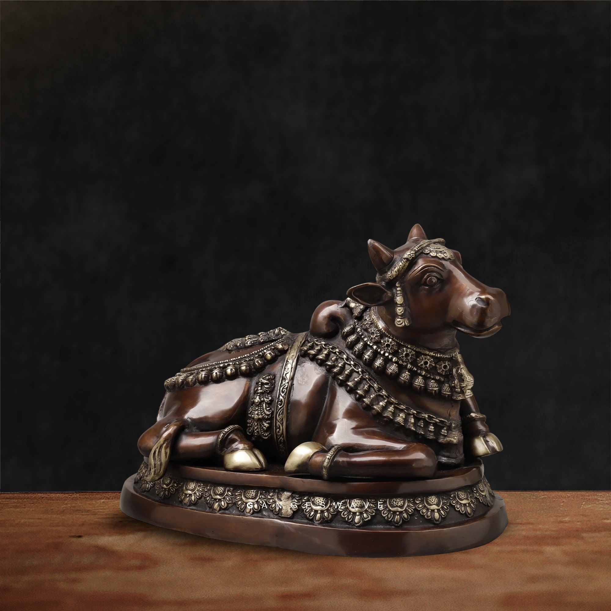 Brass Nandi Ji Idol for Home Temple - 22 inches - Image 4