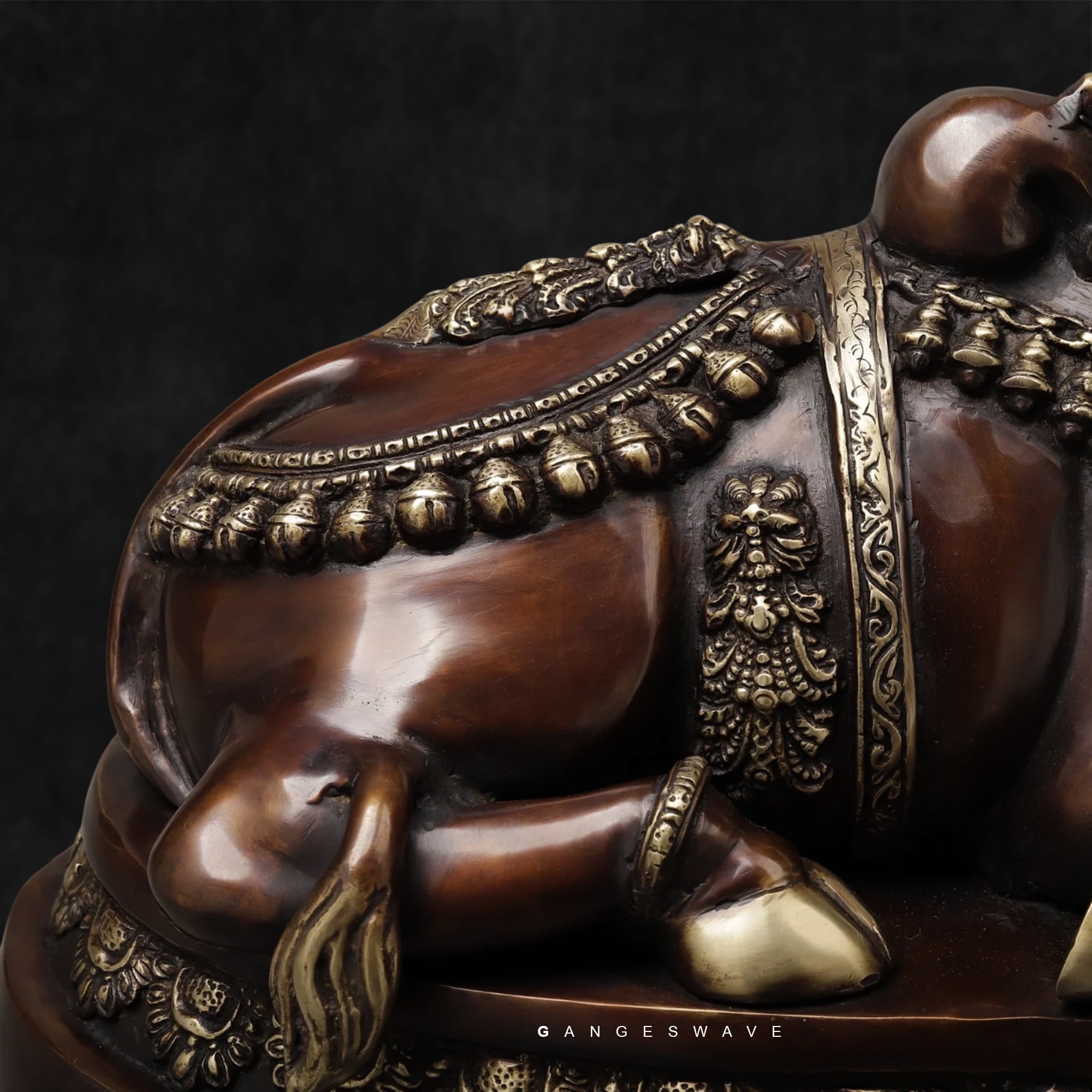 Brass Nandi Ji Idol for Home Temple - 22 inches - Image 2