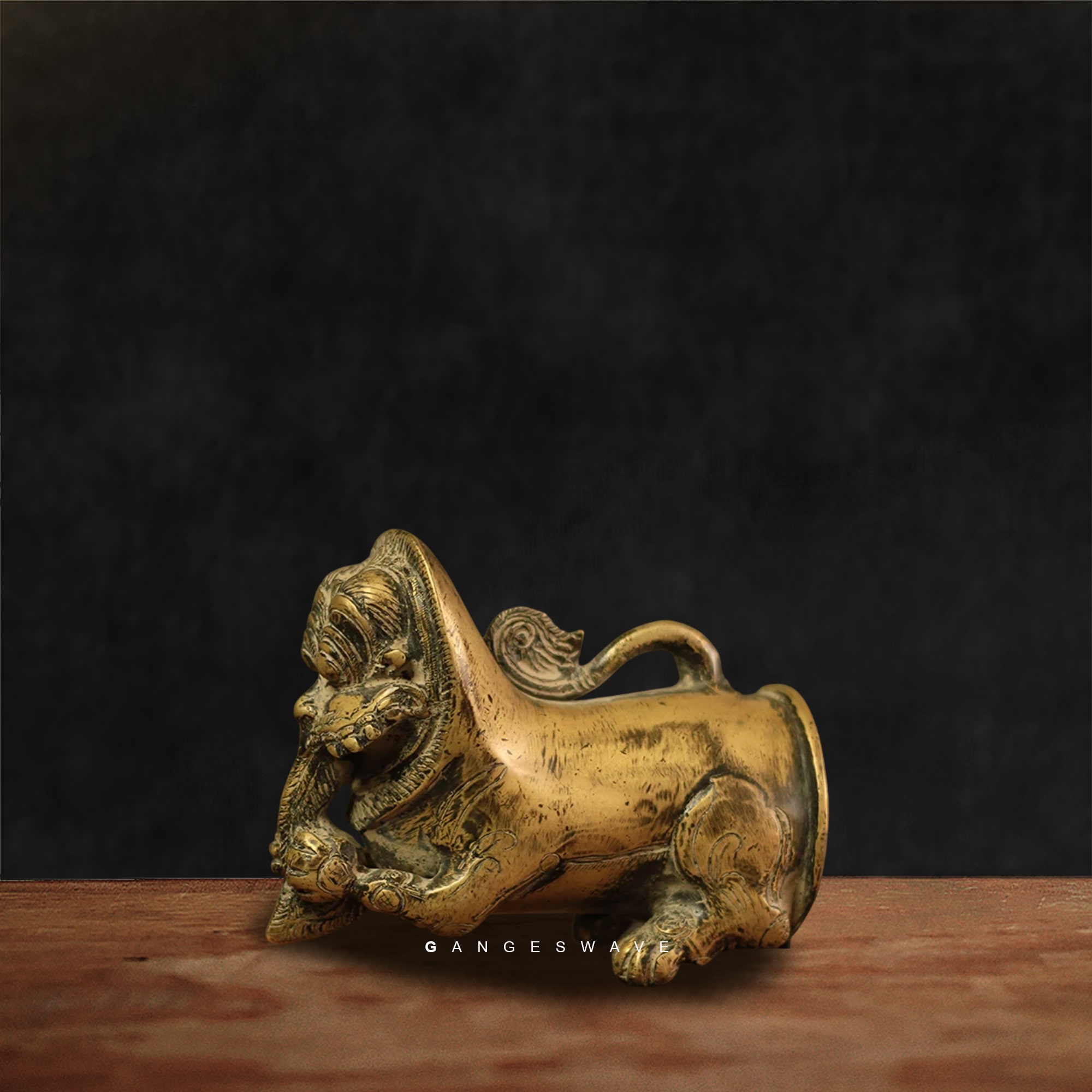 Handcrafted Brass Palanquin Pole Lions – Home Décor Accent (Set of 2) - Image 7