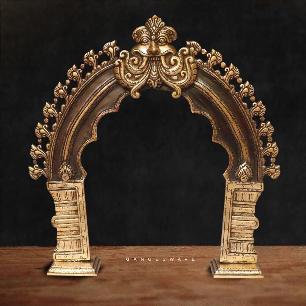 Brass Prabhavali with Kirtimukhi