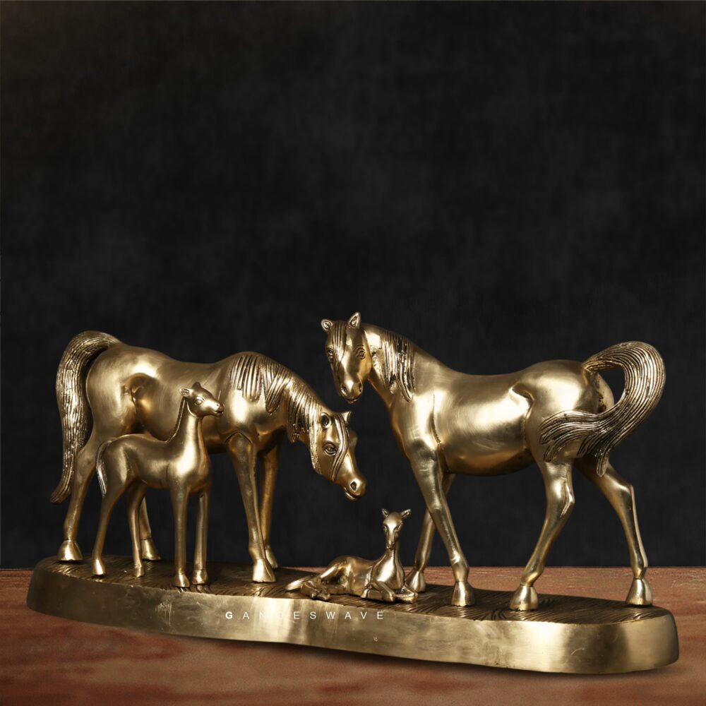 brass horse family statue décor