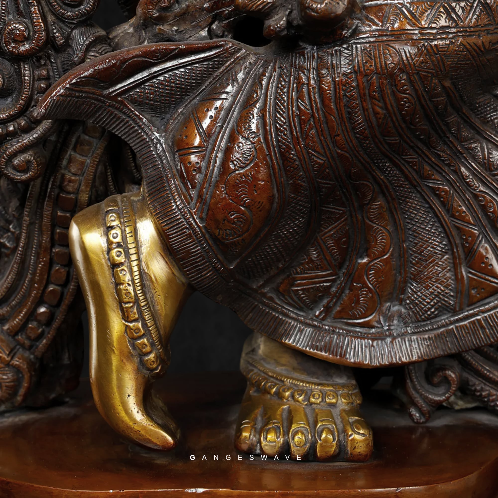 Radha Krishna Brass Chola Sculpted Statue - 36 inches - Image 7