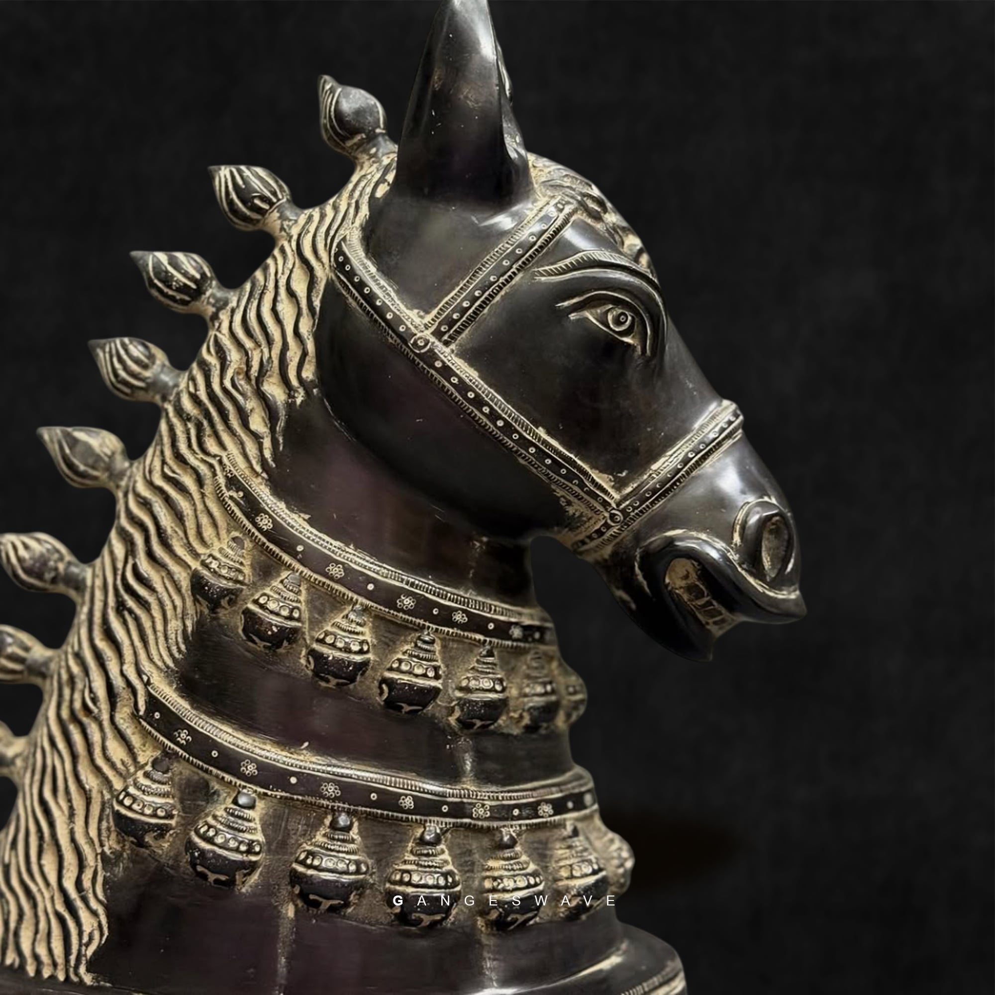 Handcrafted Vintage Finished Brass Horse Decor - 14 inches - Image 4