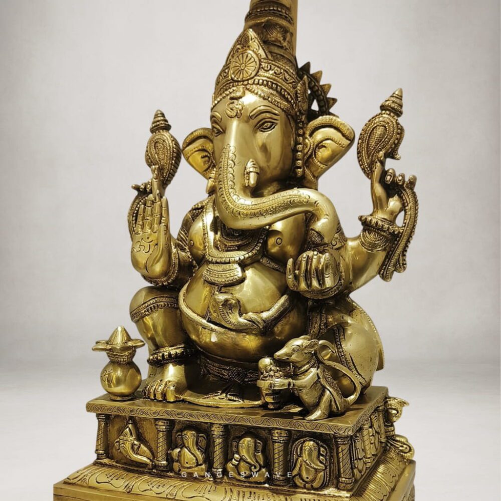 Brass Lord Ganesha idol for vastu, office and housewarming gift