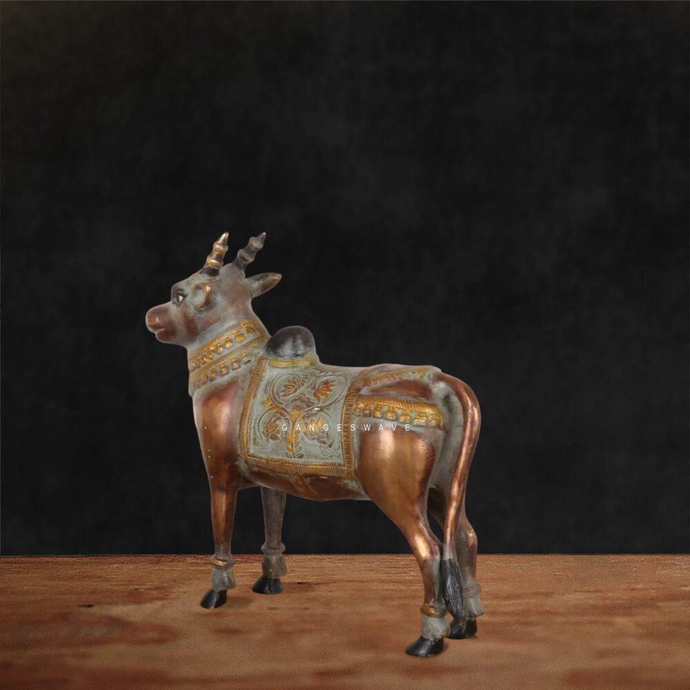 Handcrafted vintage brass Nandi statue with antique finish and intricate detailing