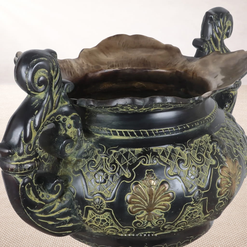 Vintage European Brass Urn Planter with Ornate Handles - Image 5