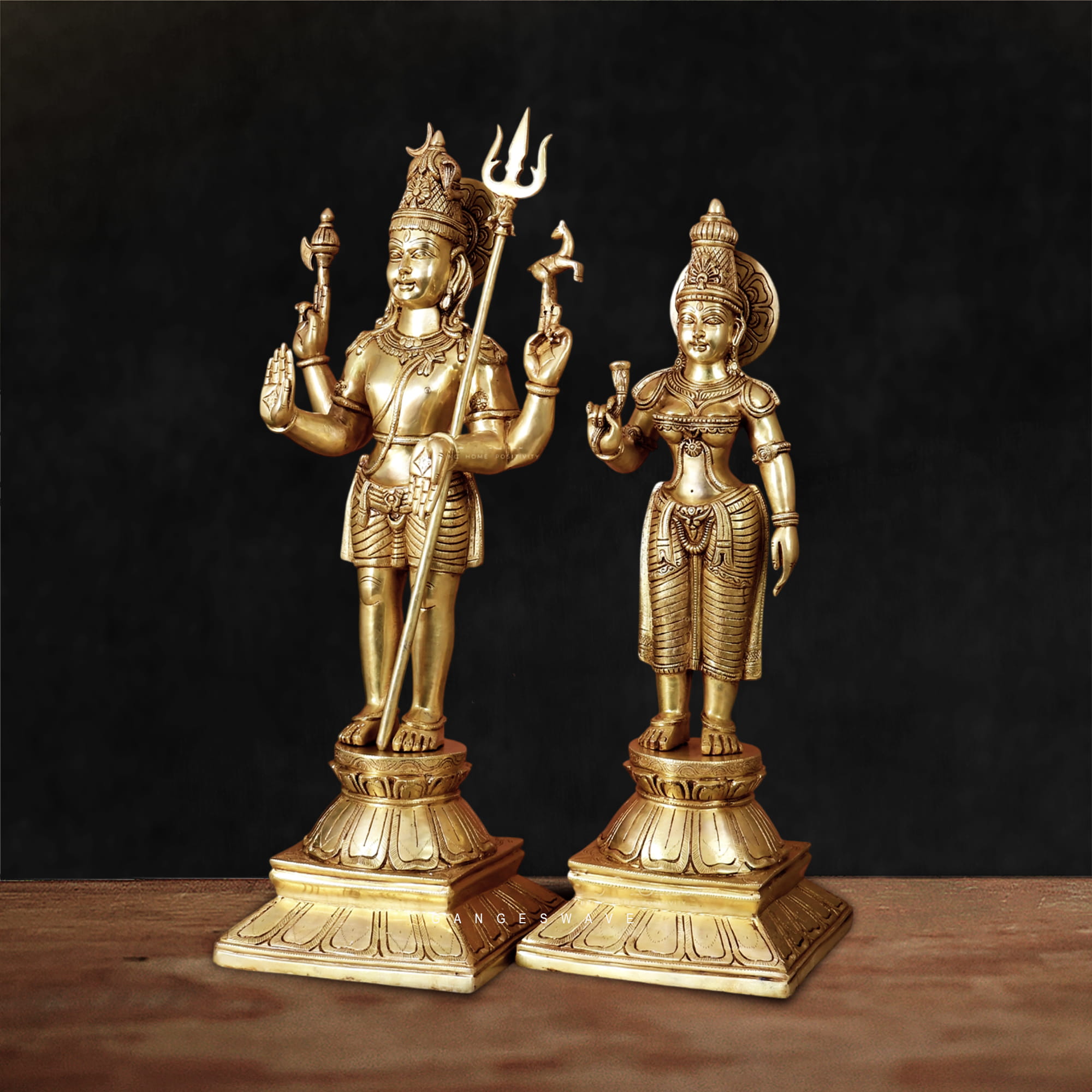 Brass Shiv Parvati Blessing Murti for Home & Temple - Image 3