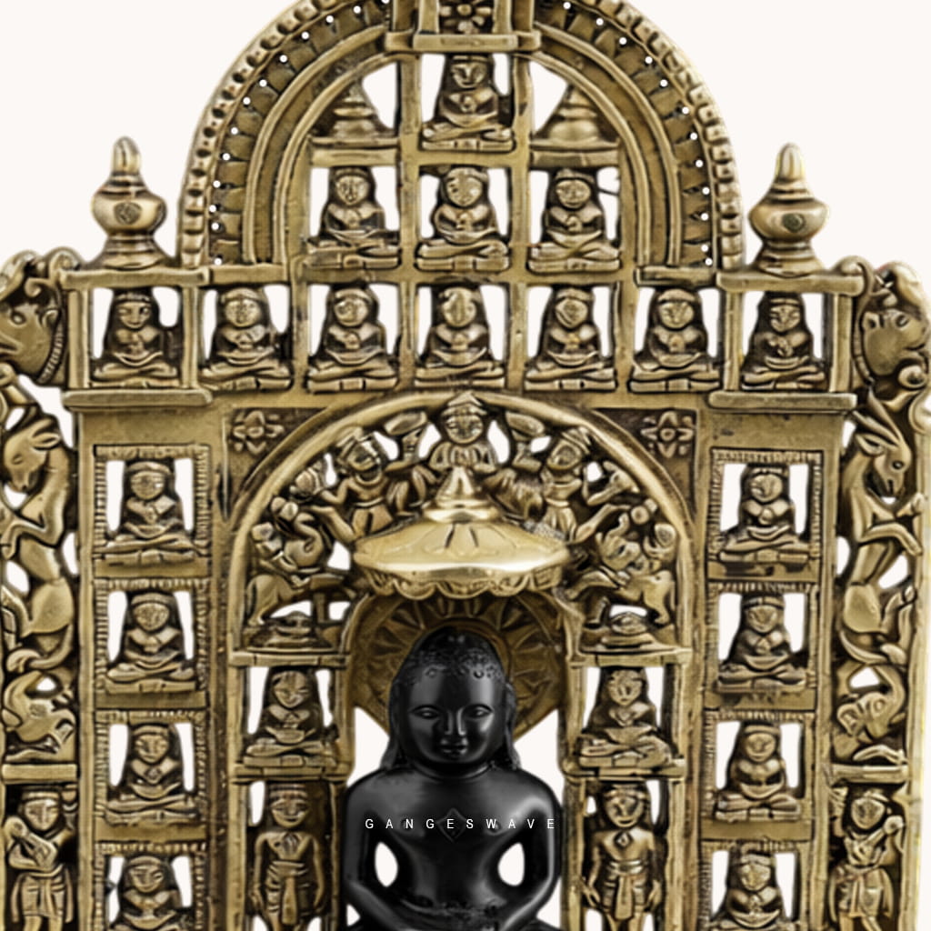 Swami Mahavir Tirthankar Brass Idol with Intricately Carved Arch - Image 3