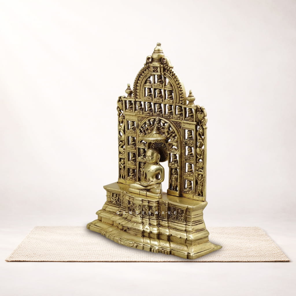 Swami Mahavir Tirthankar Brass Idol with Intricately Carved Arch | Handcrafted Jain Statue for Home & Temple - Image 4