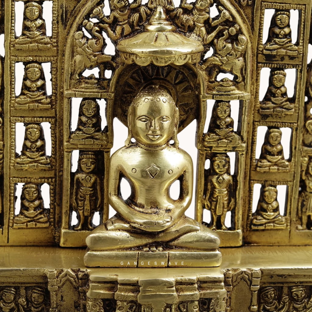 Swami Mahavir Tirthankar Brass Idol with Intricately Carved Arch | Handcrafted Jain Statue for Home & Temple - Image 3