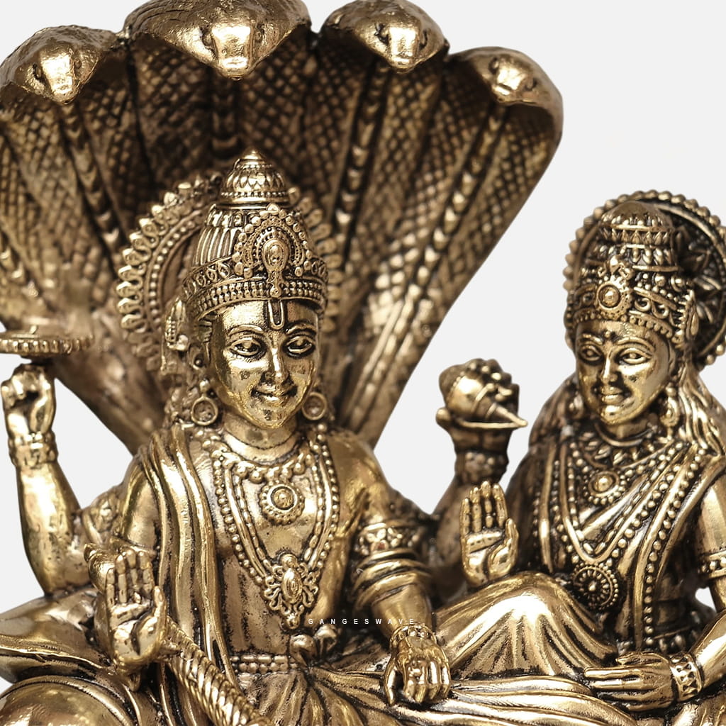4.5 inches Brass Lakshmi Narayan Idol with Sheshnag - Image 4
