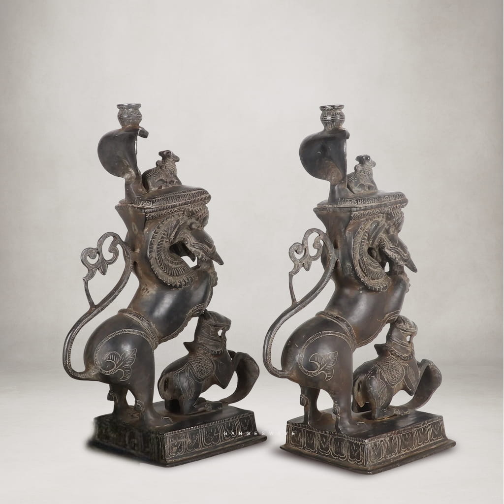Vintage Brass Yali Statue Pair for Home Decor - Image 3