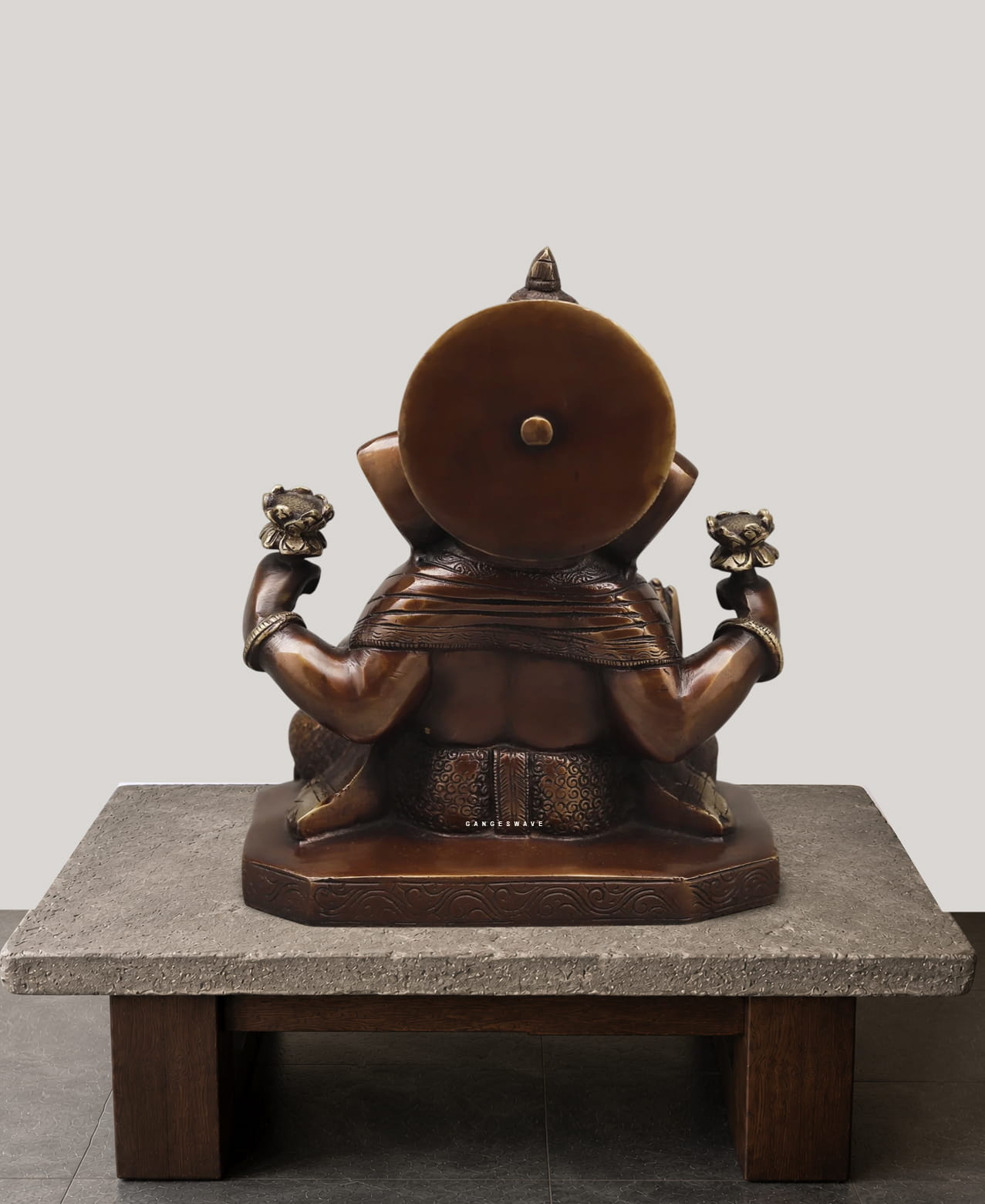Dagru Seth Vintage Finished Brass Ganesh Murti - 9 inches - Image 4