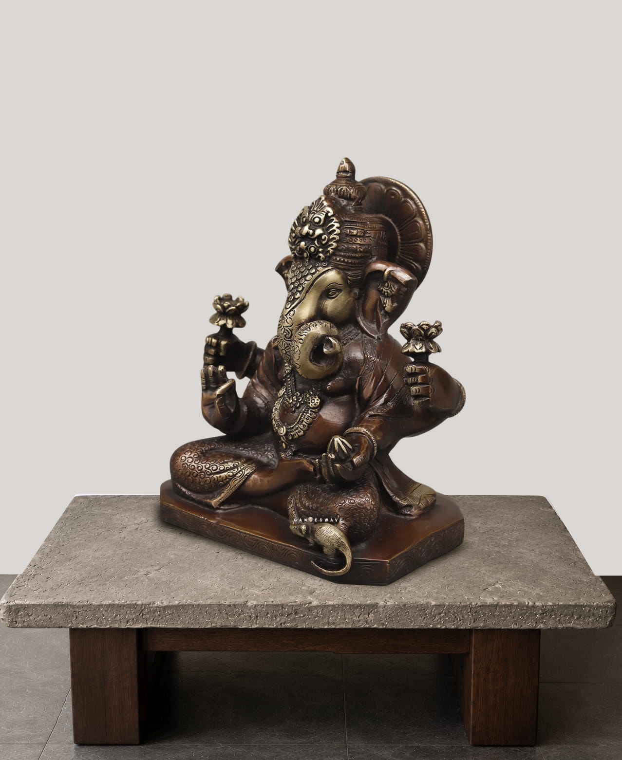Dagru Seth Vintage Finished Brass Ganesh Murti - 9 inches - Image 3