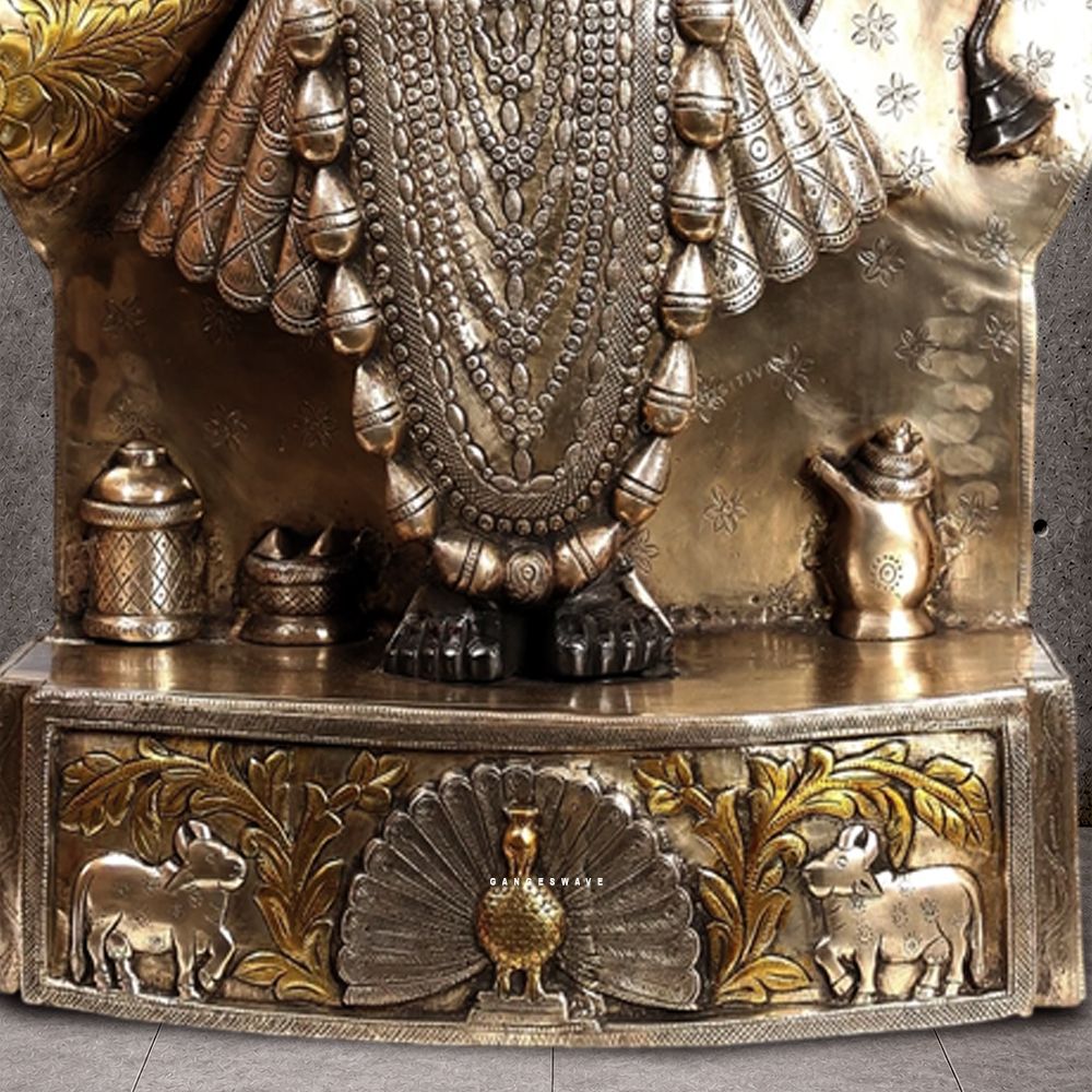 Nathdwara Brass Shrinathji Murti – Intricately Crafted Krishna Idol - 36 inches - Image 6