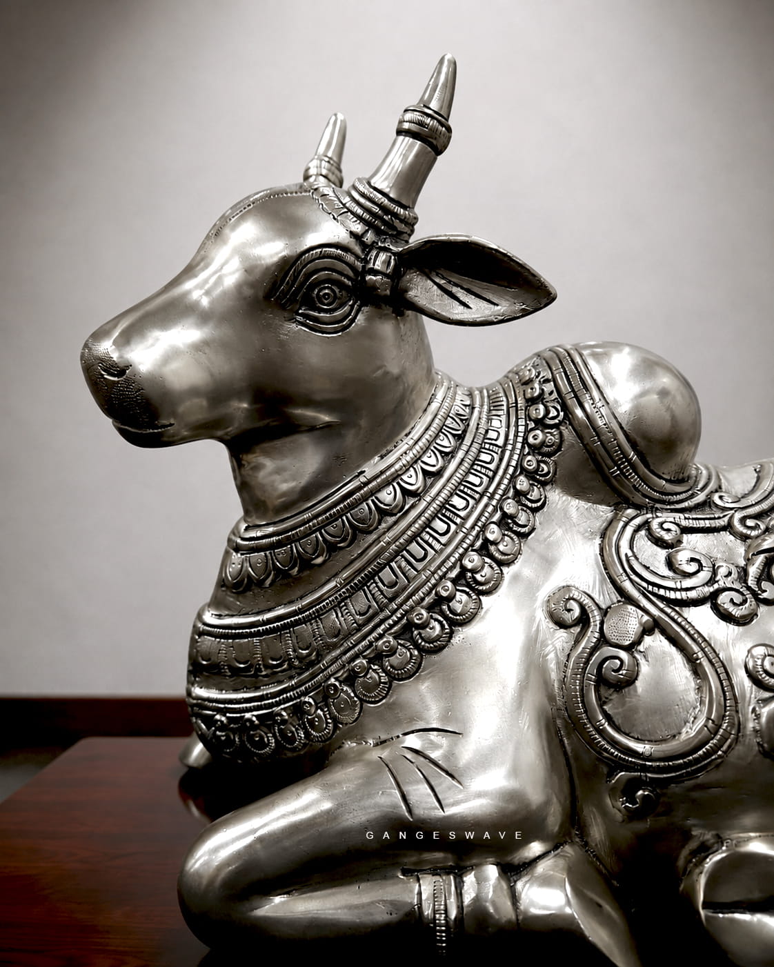 Luxury Silver Finish Brass Nandi Statue - 35 inches - Image 5