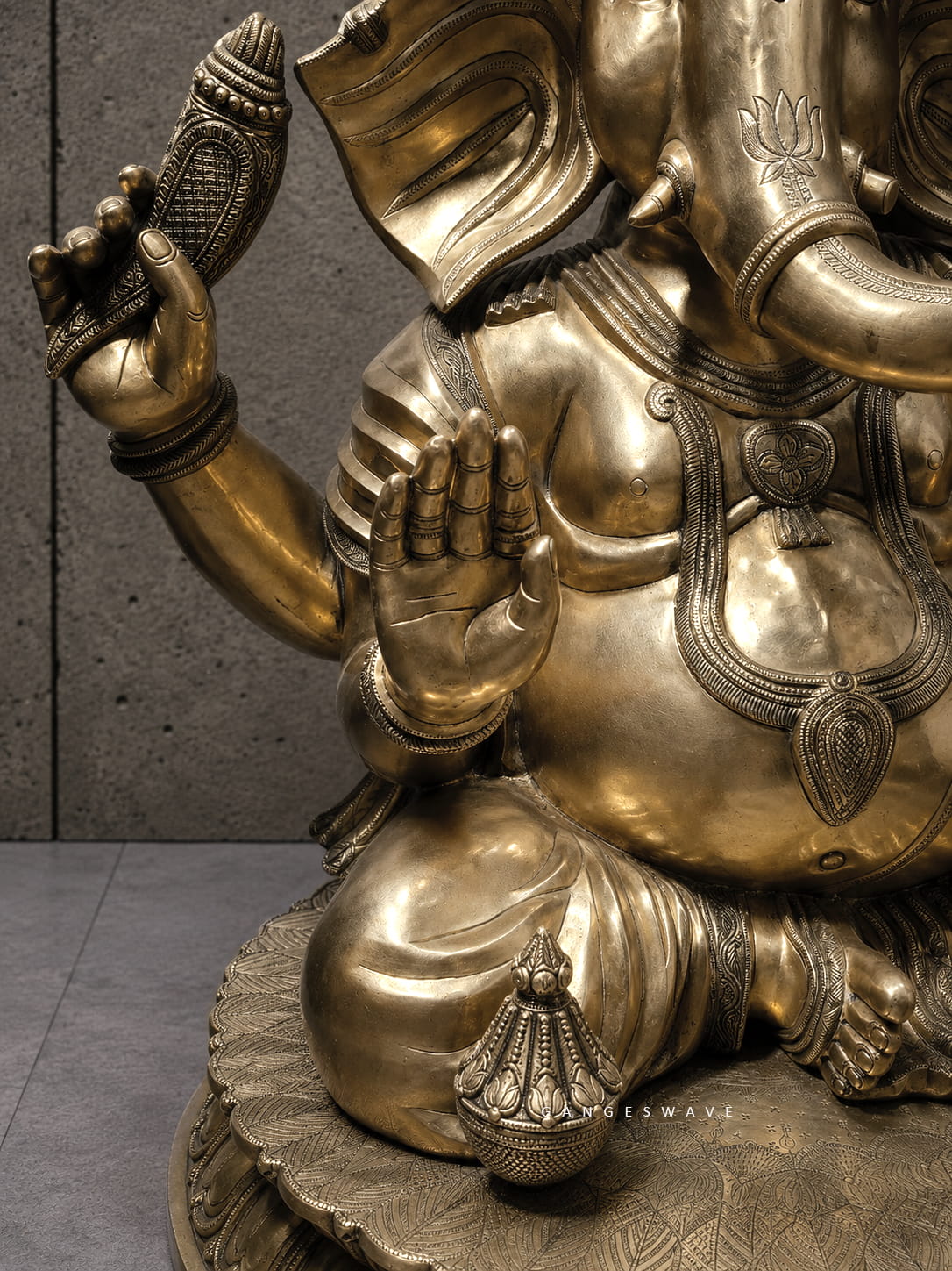 Superfine Large Pagdi Ganesh Murti - 46 inches - Image 5