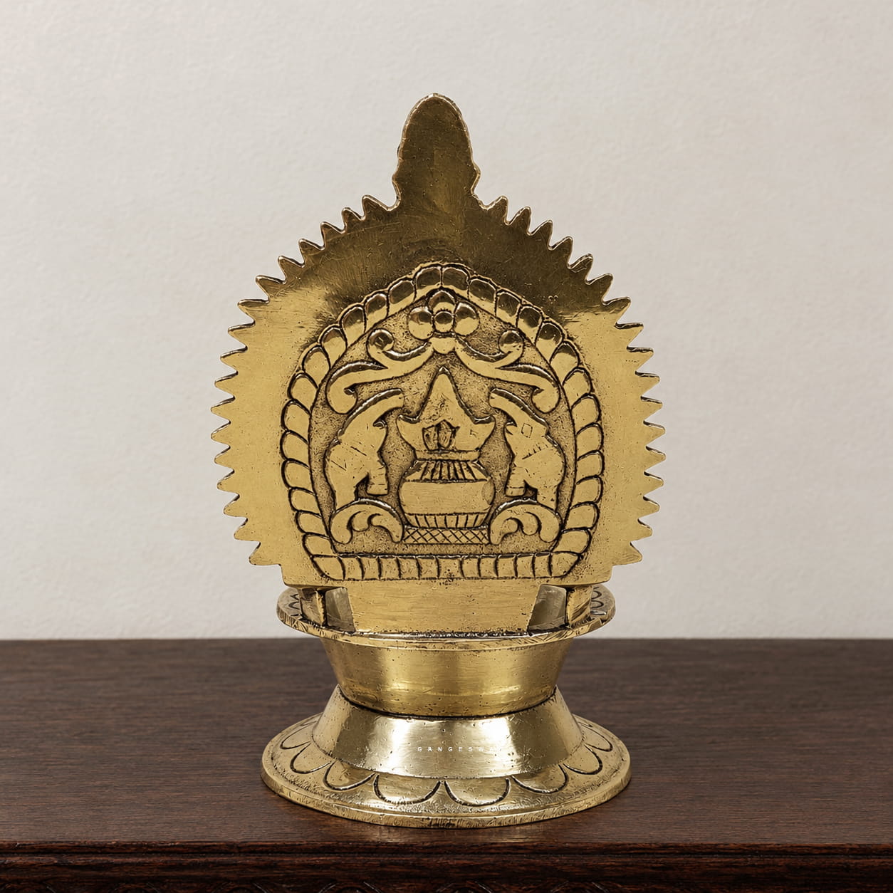 Astha Ganesh Brass Diya - 6 inch - Image 4