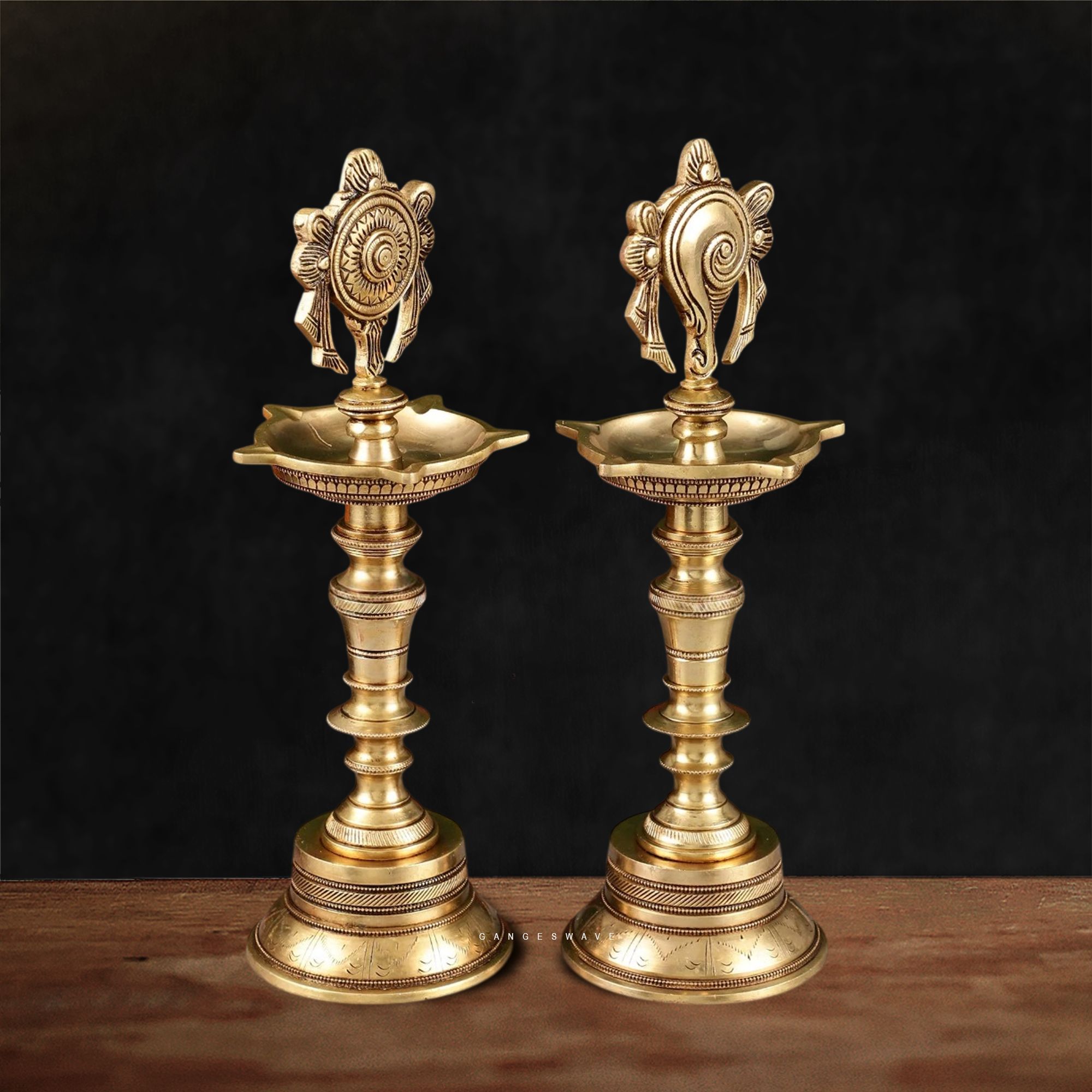 Sankha Chakra Brass Diya Vilakku - 12 inch - Image 4