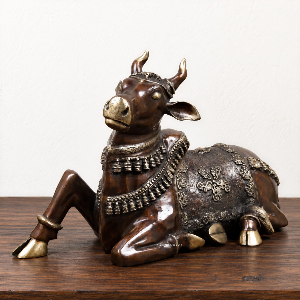 Brass Nandi Statue 20 inches – Sacred Guardian Bull Sculpture for Luxury Home Décor - Image 4
