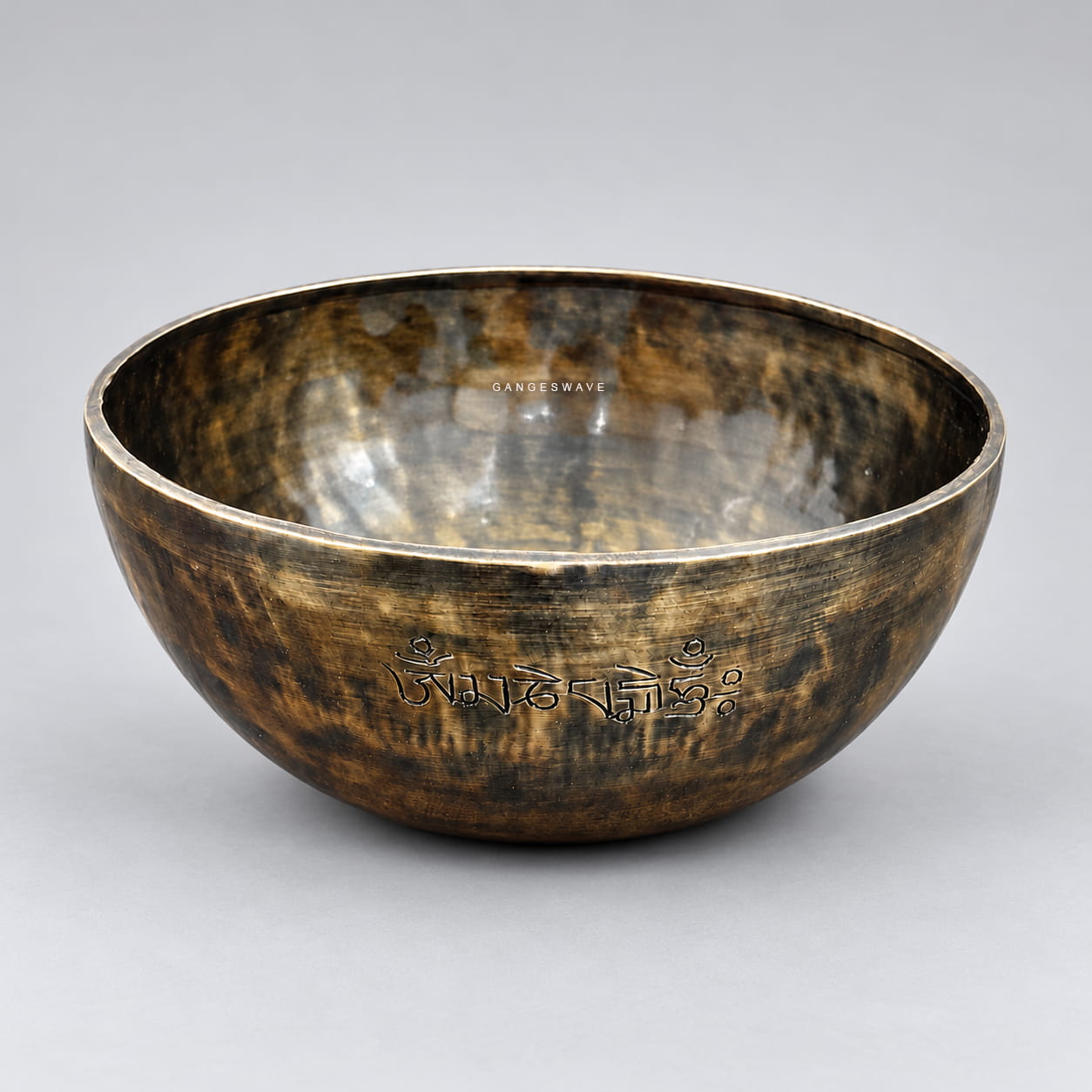 Hand Hammered Full Moon Singing Bowl - 10 inches - Image 2